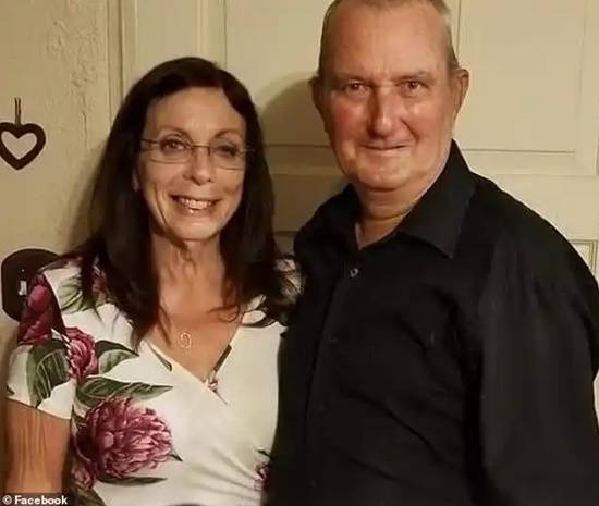 五次战胜癌症的奇迹老人，竟被邻居的圣诞礼物夺去生命