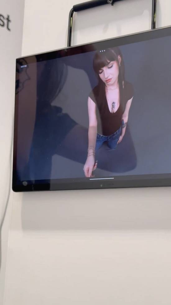 XP被科技锁定了？IGN分享VR按摩机 美女师傅近在眼前