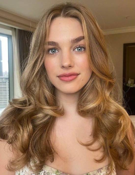 迪士尼《魔发奇缘》真人电影主演公开:蒂根·克罗夫特和麦洛·曼海姆饰演男女主(图1) 游民星空