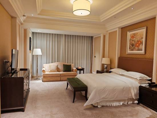 1600元一晚的酒店墙上爬满活虫 只补偿积分和一盒茶叶(图2) 游民星空