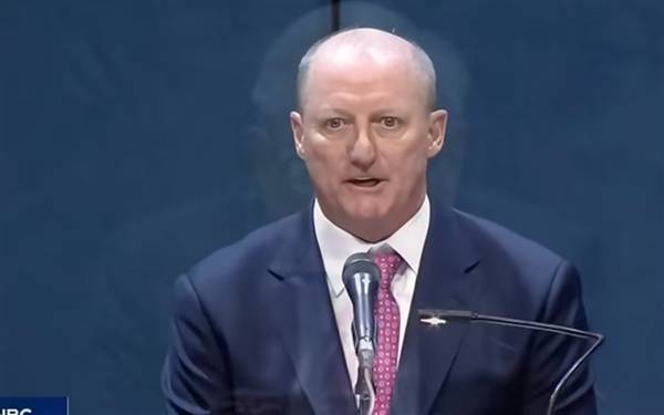 伯克希尔新任CEO年薪曝光:2500万美元 巴菲特的250倍!(图2) 游民星空