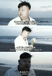 用AI生成的海边氛围三宫格，怎么内容变得越来越抽象了？