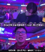 为向哥们证明《街头霸王6》不难，我要去总决赛揍“世界冠军”