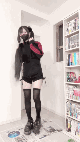 跟着圆头耄耋学跳舞,是日本美少女成为神人的必修课(图3) 跟着圆头耄耋学跳舞,是日本美少女成为神人的必修课