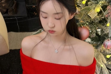 《剑星》女主爆红背后，竟藏着这样一位性感甜美的体模